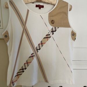Burberry T shirt